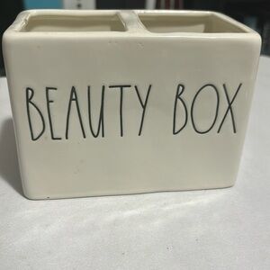 RAE DUNN CERAMIC BEAUTY ORGANIZER*